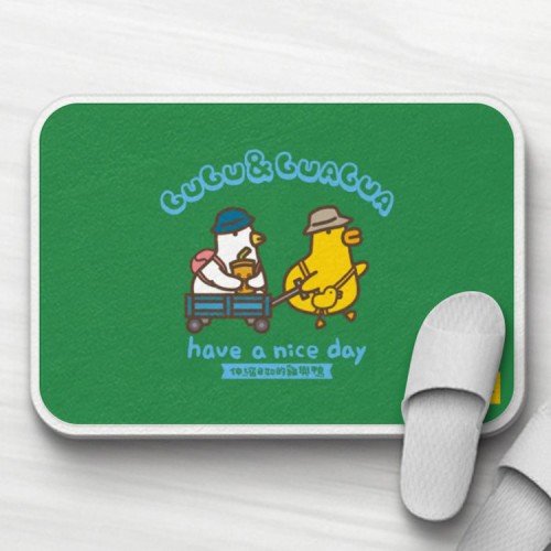 伸縮自如的雞與鴨｜帶你走 地毯